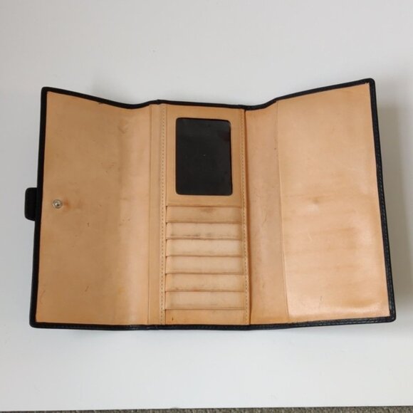 Authentic Coach Black Leather Bifold Wallet with Buckle Closure - Picture 5 of 9